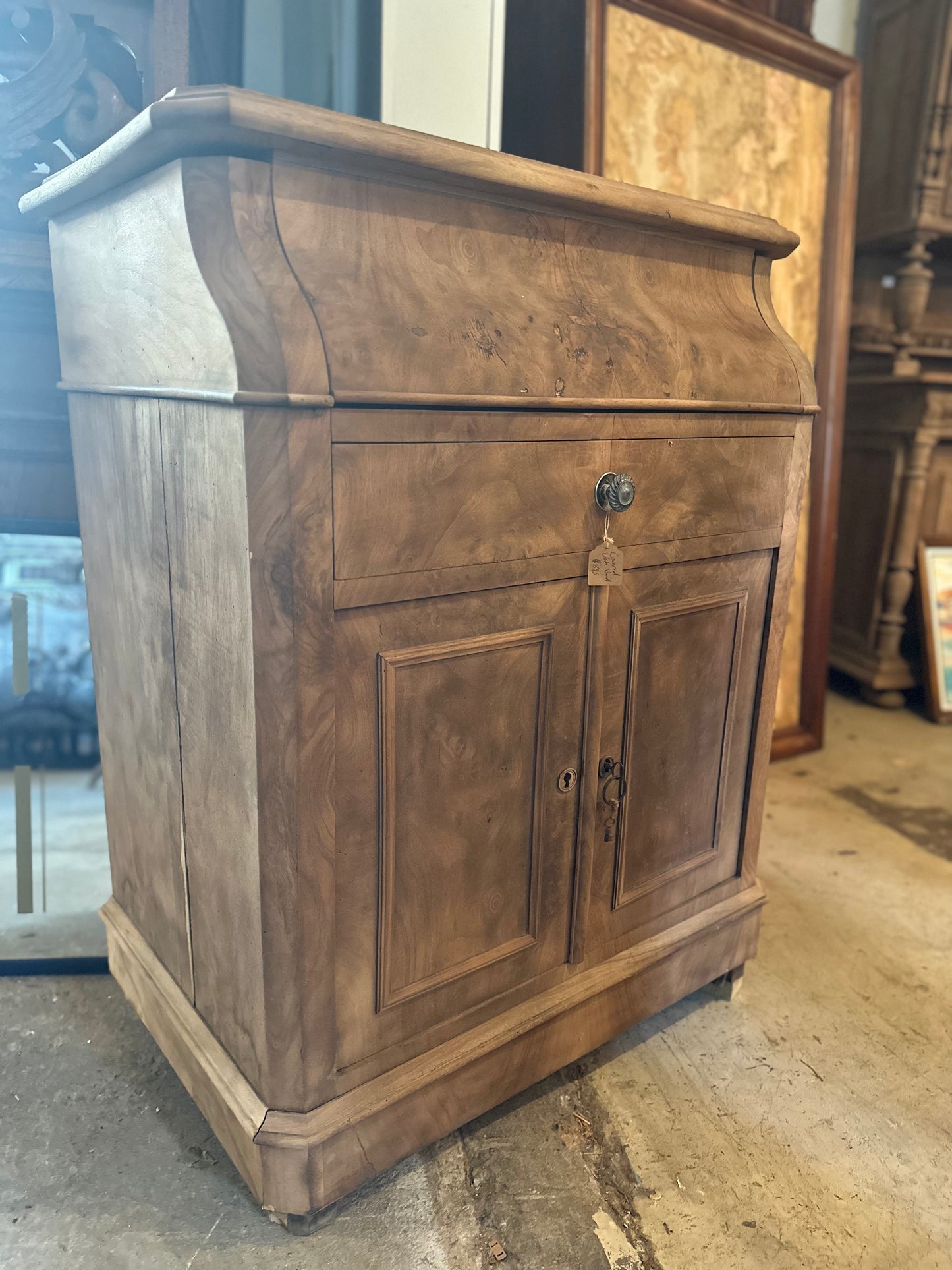 Covered Wash Stand